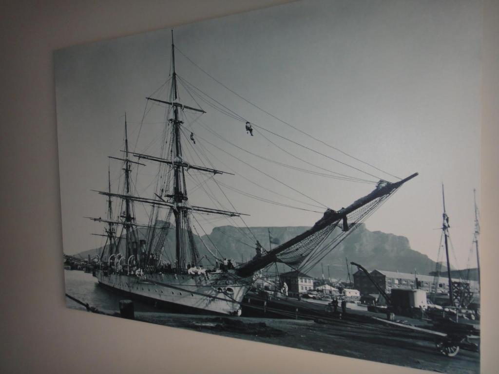 Ashanti Lodge Green Point Cape Town Room photo