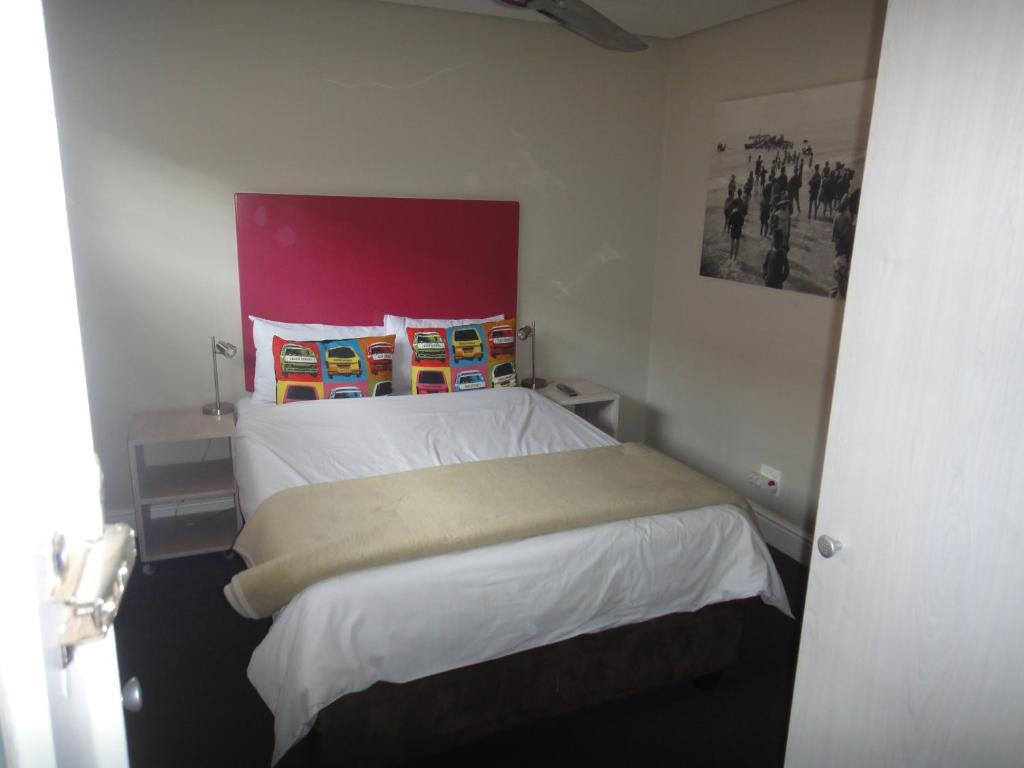 Ashanti Lodge Green Point Cape Town Room photo